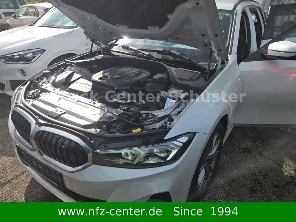 BMW 320 d xDrive Business Navigation PDC 10/2022-photo-14