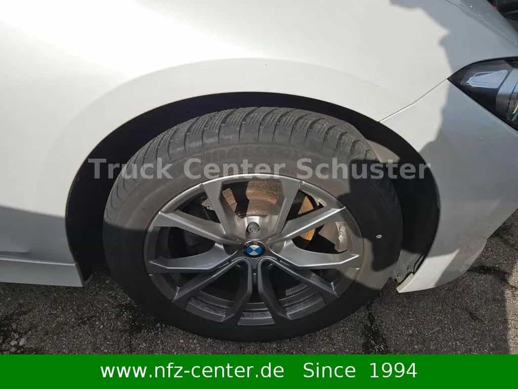 BMW 320 d xDrive Business Navigation PDC 10/2022-photo-25