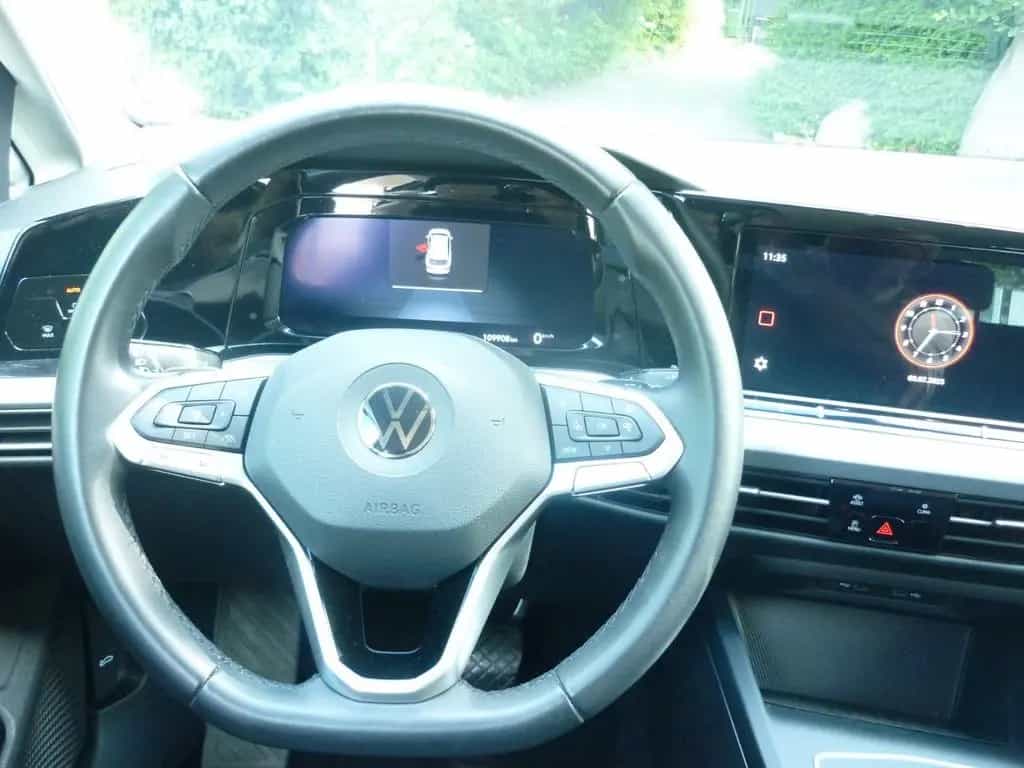 Volkswagen Golf VIII Variant Life eTSI Kamera 05/2021-photo-5