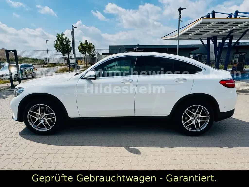 Mercedes-Benz GLC-Class 300 Coupe 4M *AMG*BURMESTER*CAM*HUD*KEYLESS* 12/2018-photo-4