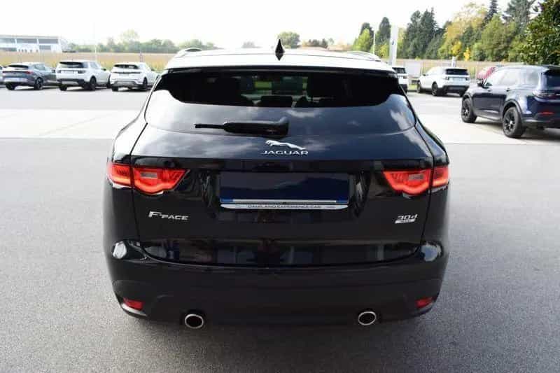 Jaguar F-Pace 3.0 D V6 300 CV AWD aut. R-Sport 09/2016-photo-6