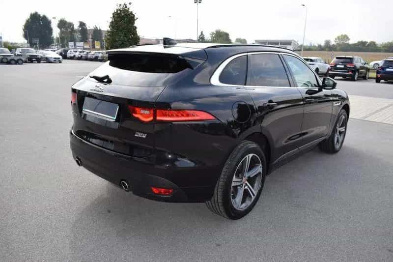 Jaguar F-Pace 3.0 D V6 300 CV AWD aut. R-Sport 09/2016-photo-7