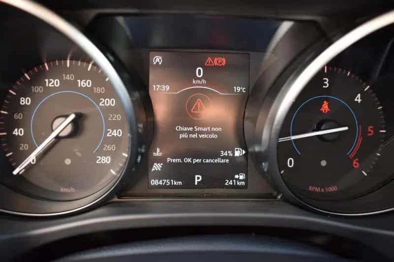 Jaguar F-Pace 2.0 D 180 CV AWD aut. R-Sport MOTO 07/2018-photo-9