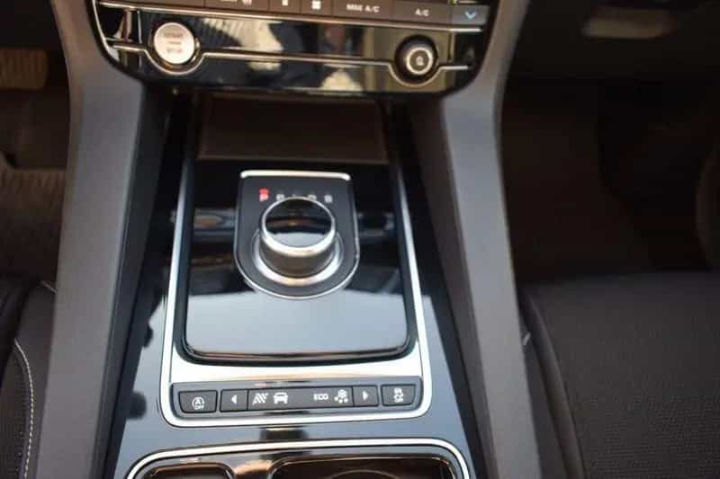 Jaguar F-Pace 2.0 D 180 CV AWD aut. R-Sport MOTO 07/2018-photo-12