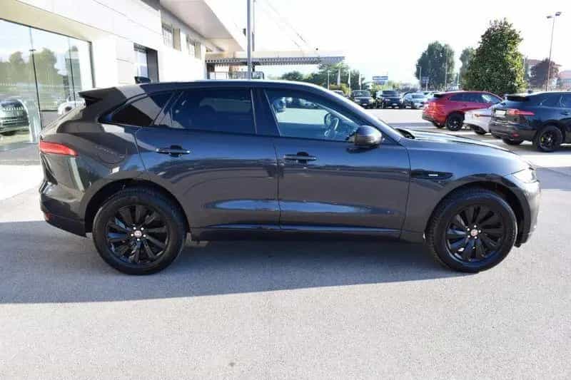 Jaguar F-Pace 2.0 D 180 CV AWD aut. R-Sport MOTO 07/2018-photo-2