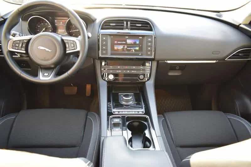 Jaguar F-Pace 2.0 D 180 CV AWD aut. R-Sport MOTO 07/2018-photo-7