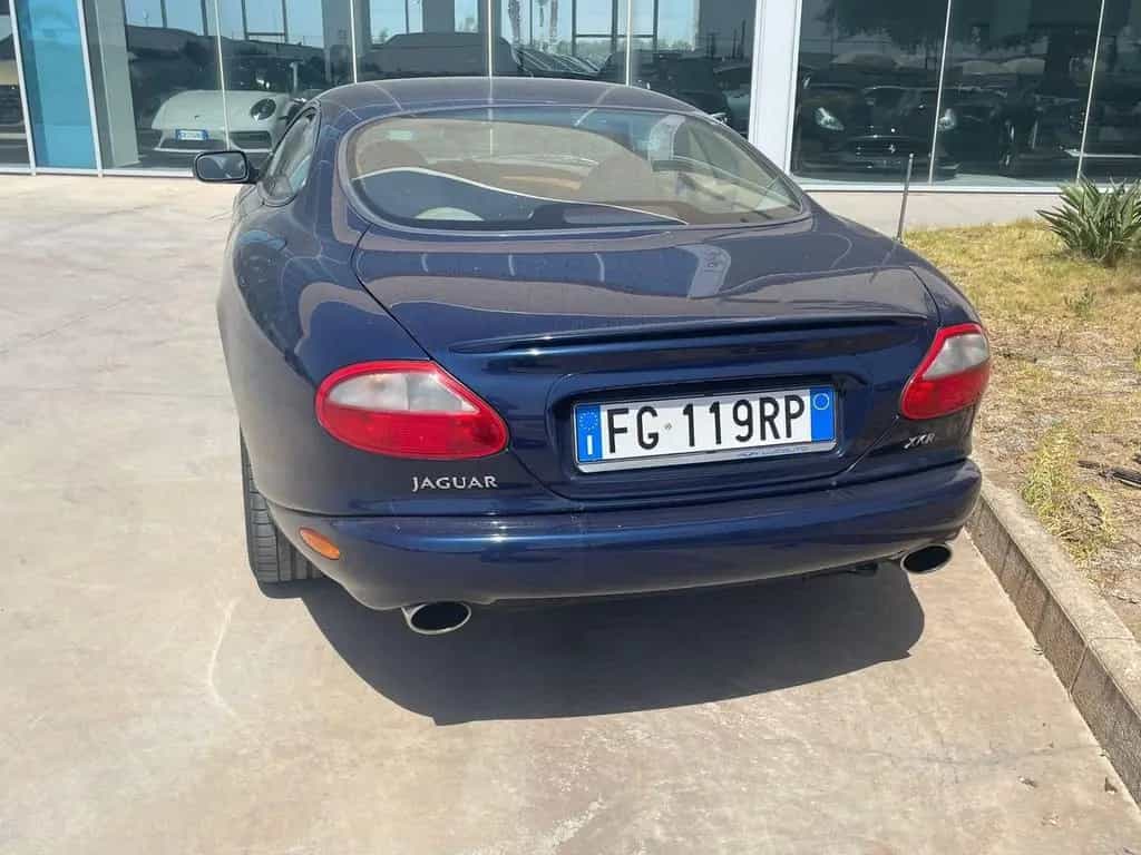 Jaguar XKR 4.0 363cv coupe 01/2000-photo-3