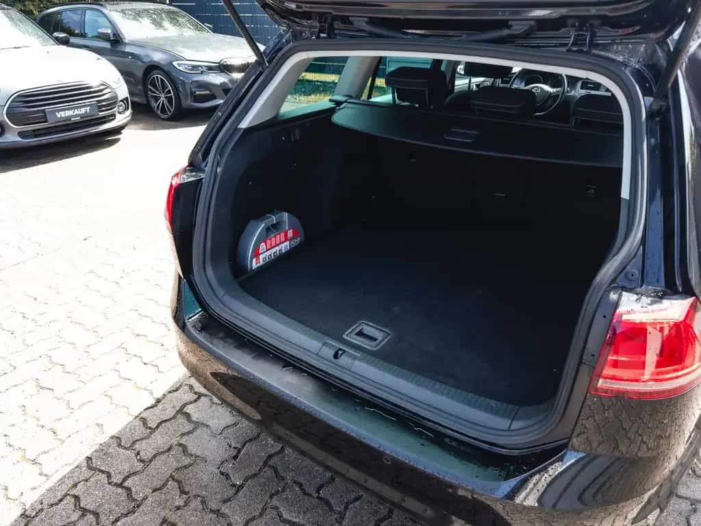 Volkswagen Golf VII Variant Lounge BMT 1.2 TSI Navi Shz 05/2016-photo-13