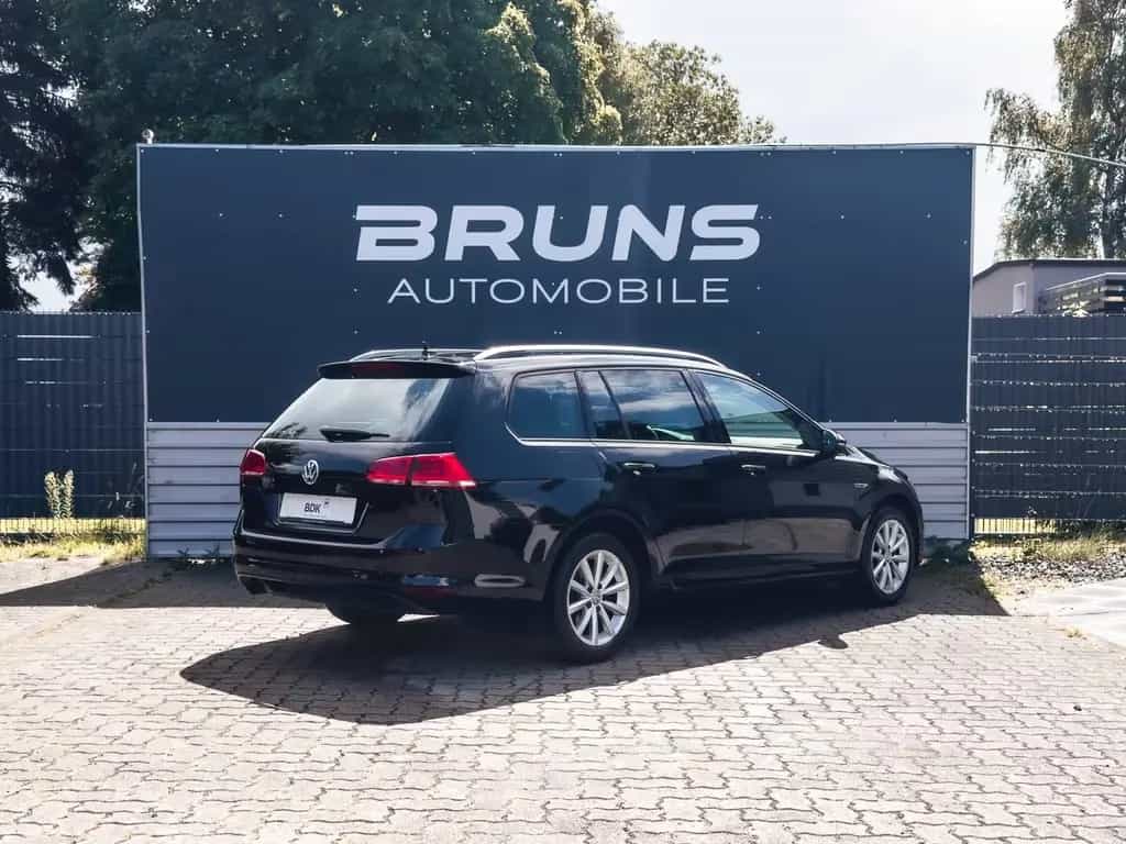 Volkswagen Golf VII Variant Lounge BMT 1.2 TSI Navi Shz 05/2016-photo-3