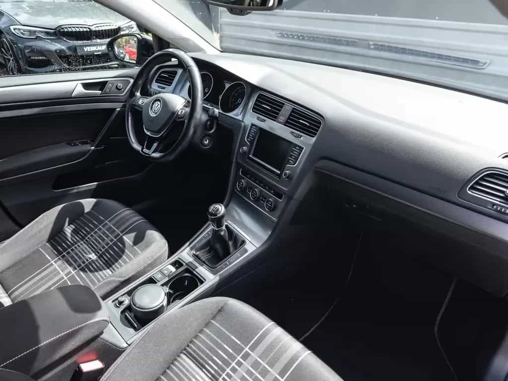 Volkswagen Golf VII Variant Lounge BMT 1.2 TSI Navi Shz 05/2016-photo-9