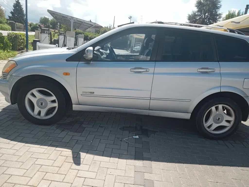 Ssangyong Kyron 2.0 XDi GANCIO DI TRAINO 05/2006-photo-0