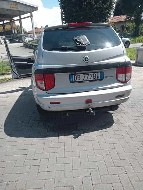 Ssangyong Kyron 2.0 XDi GANCIO DI TRAINO 05/2006-photo-3