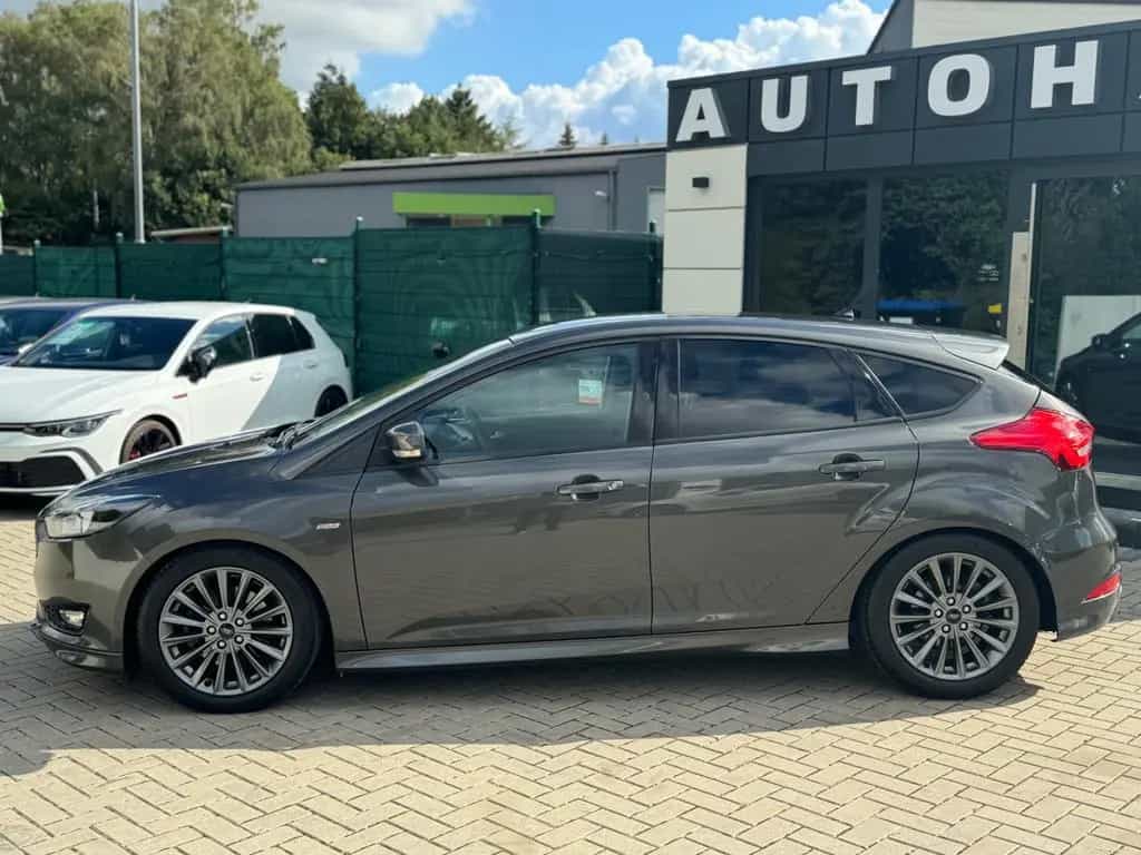 Ford Focus Lim. ST-Line*SYNC*LED*KEYLESS* 03/2018-photo-17