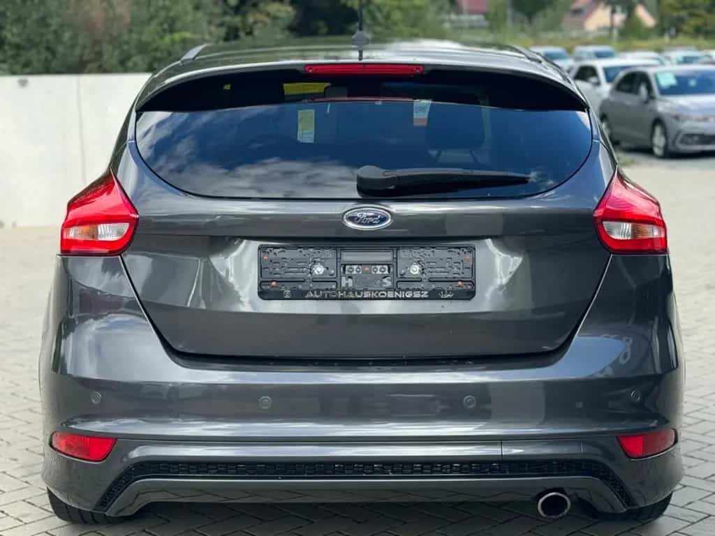 Ford Focus Lim. ST-Line*SYNC*LED*KEYLESS* 03/2018-photo-3