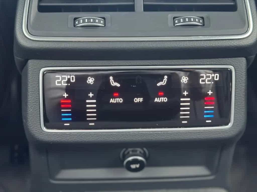 Audi A6 Lim. 45 TDI quattro LED Leder ACC Assis 20" 06/2021-photo-23