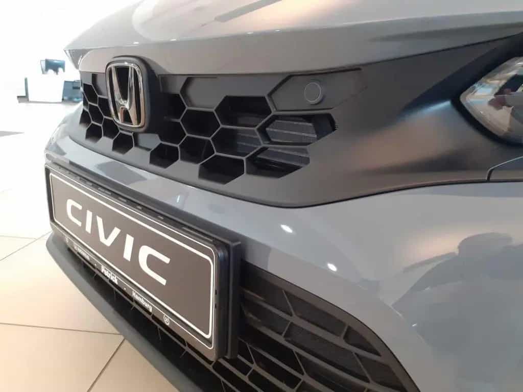 Honda Civic e:HEV 2.0 i-MMD Hybrid Sport | Black Emble 10/2024-photo-2