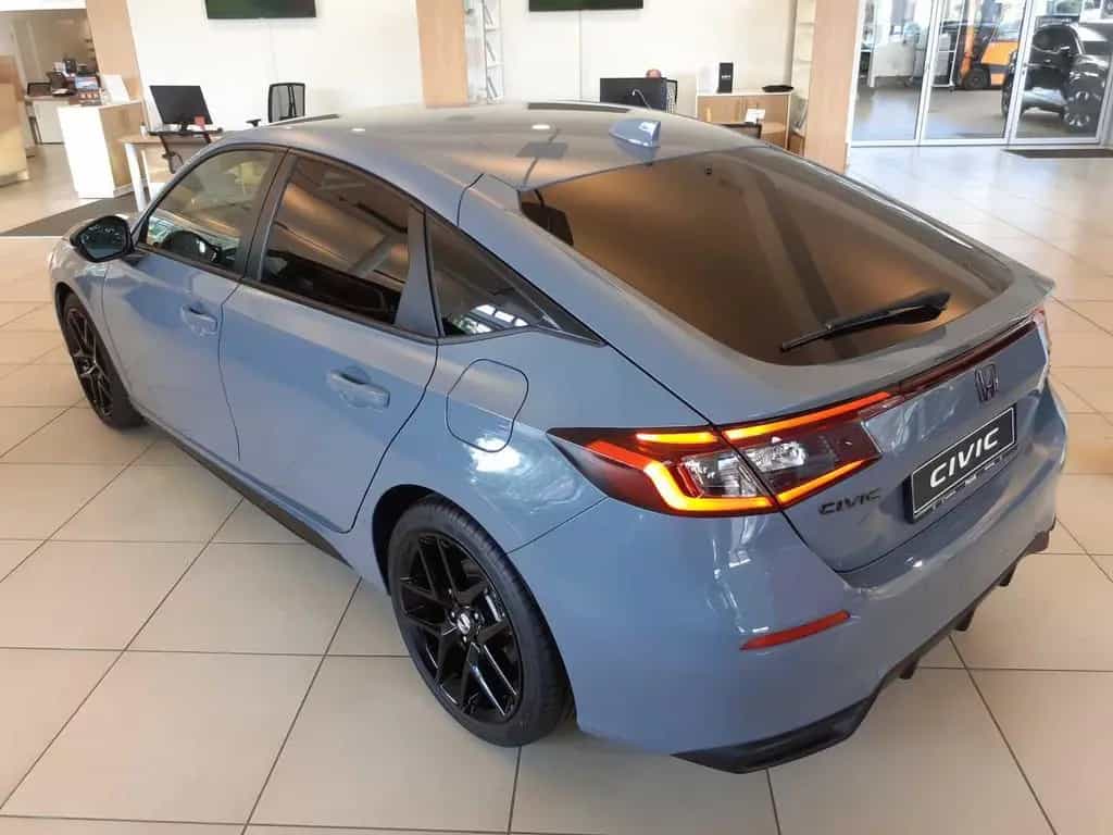 Honda Civic e:HEV 2.0 i-MMD Hybrid Sport | Black Emble 10/2024-photo-8