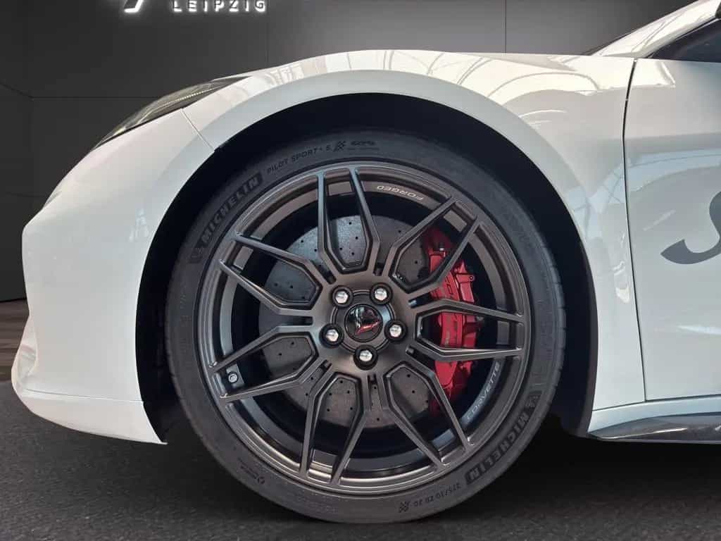 Corvette Z06 Convertible 3LZ 06/2025-photo-9