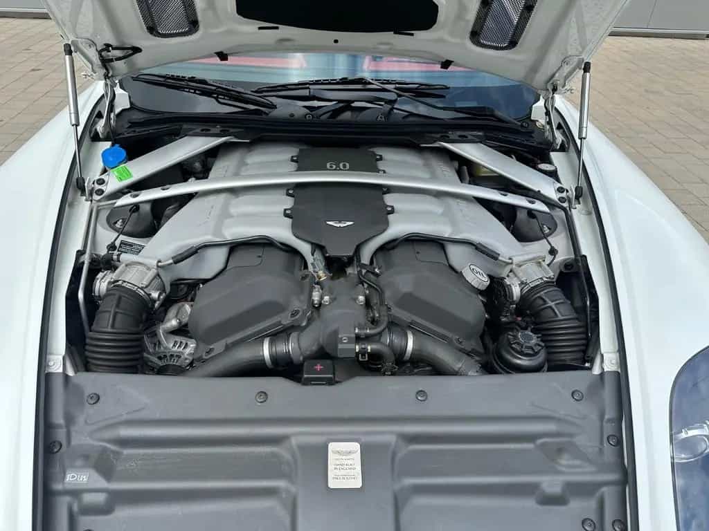 Aston Martin DB9 Volante 6.0 Touchtronic 06/2011-photo-21