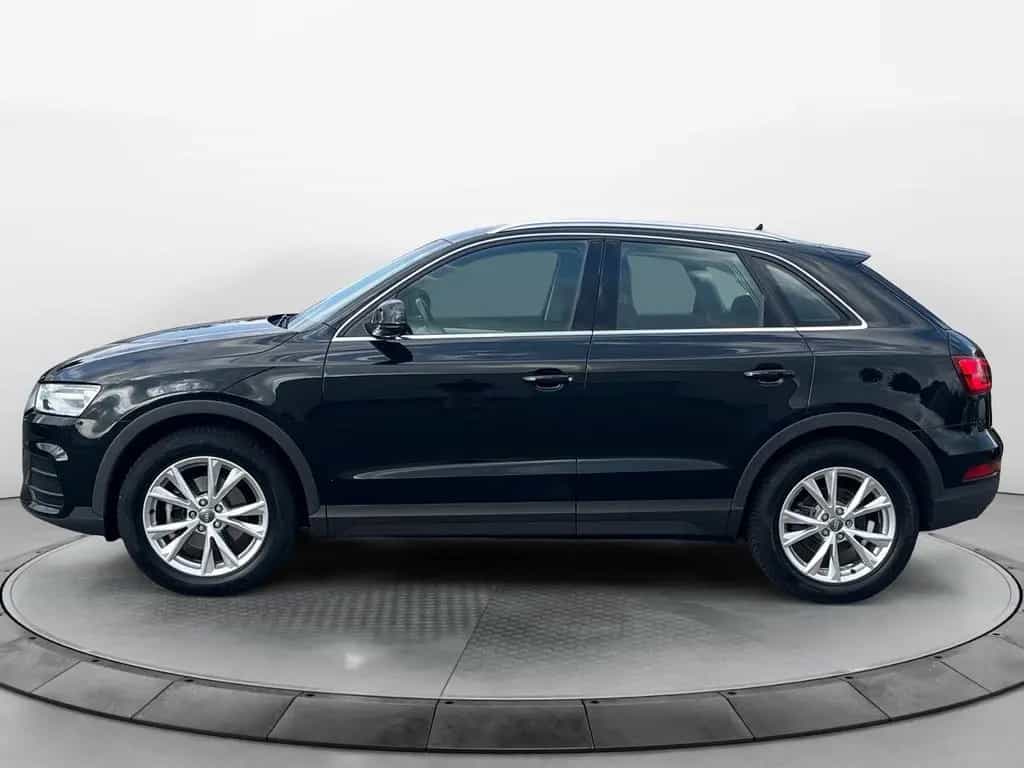 Audi Q3 1.4 TFSI XENON*NAVI*PDC*AHK*SZHG 04/2017-photo-1
