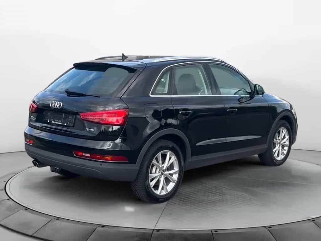 Audi Q3 1.4 TFSI XENON*NAVI*PDC*AHK*SZHG 04/2017-photo-17
