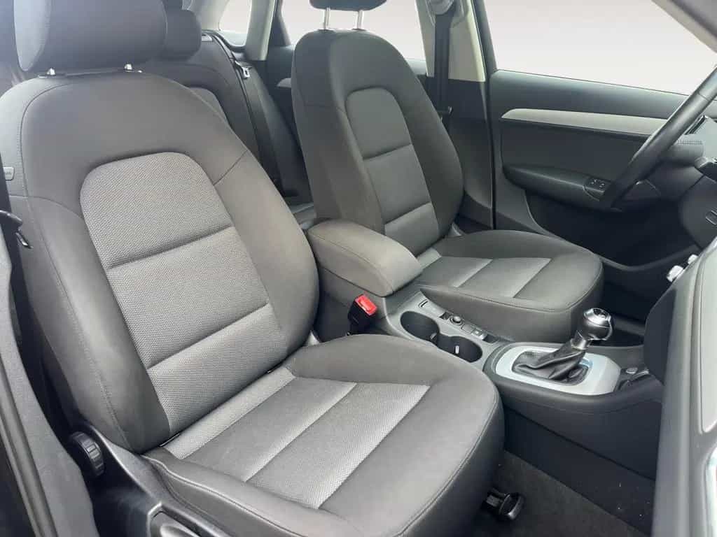 Audi Q3 1.4 TFSI XENON*NAVI*PDC*AHK*SZHG 04/2017-photo-21