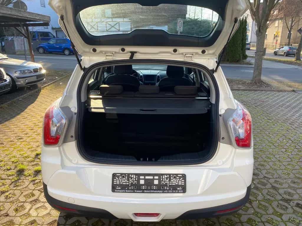 Ssangyong Tivoli 1.6 e-XGi 160 SAPPHIRE 2WD 02/2017-photo-14