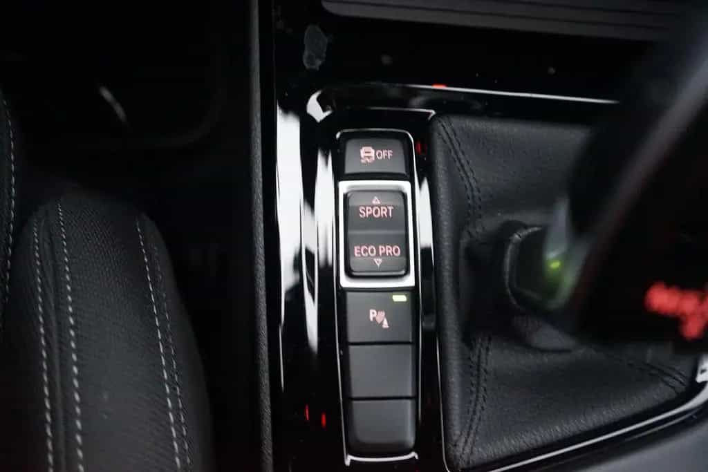 BMW X2 sDrive 18 d Advantage Plus LED Navi Tempomat 05/2020-photo-25