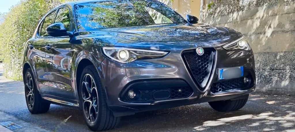 Alfa Romeo Stelvio 2.2 Turbodiesel 210 CV AT8 Q4 12/2022-photo-2