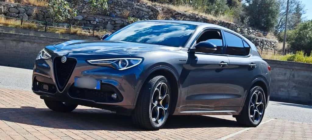 Alfa Romeo Stelvio 2.2 Turbodiesel 210 CV AT8 Q4 12/2022-photo-4