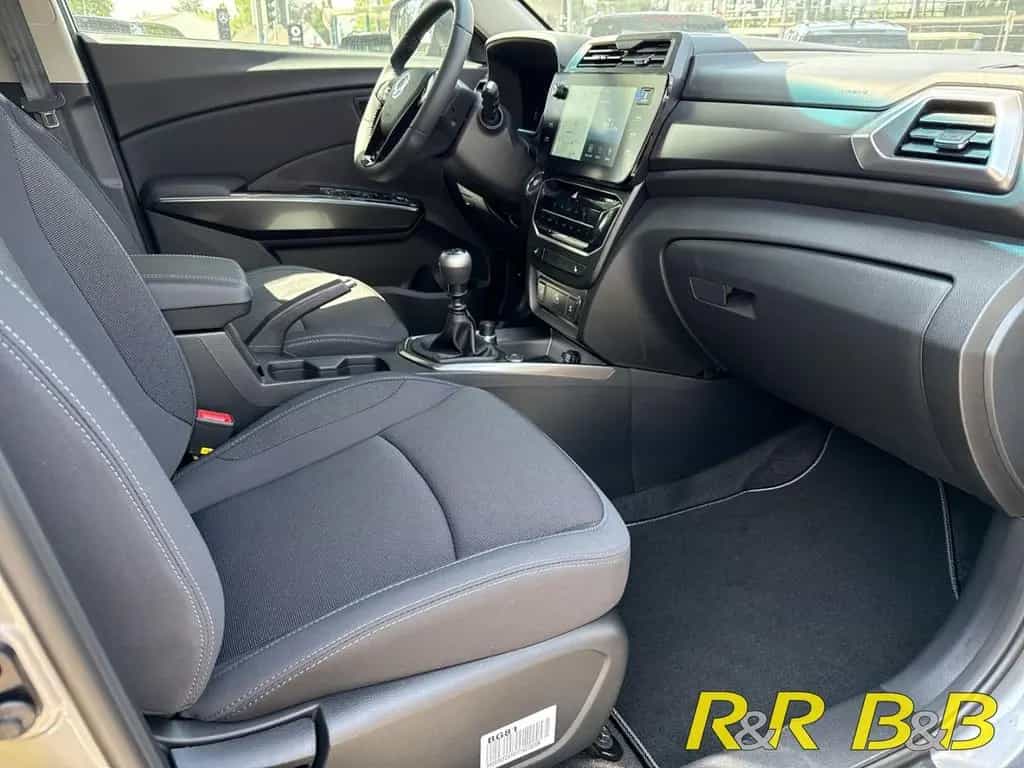 KGM Tivoli Black 1.5 GDI NAVI+CARPLAY+KAMERA+SHZ+LHZ 07/2025-photo-10