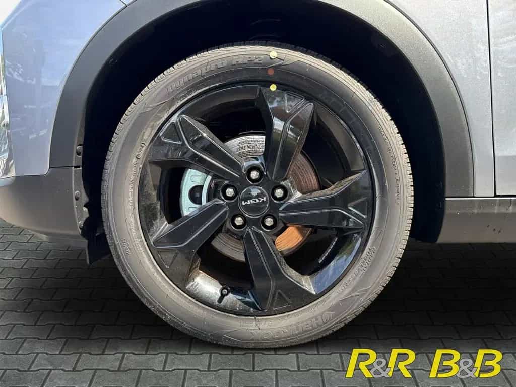 KGM Tivoli Black 1.5 GDI NAVI+CARPLAY+KAMERA+SHZ+LHZ 07/2025-photo-4