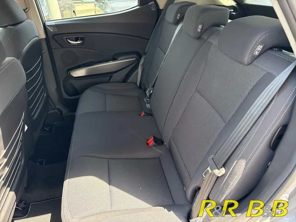 KGM Tivoli Black 1.5 GDI NAVI+CARPLAY+KAMERA+SHZ+LHZ 07/2025-photo-9
