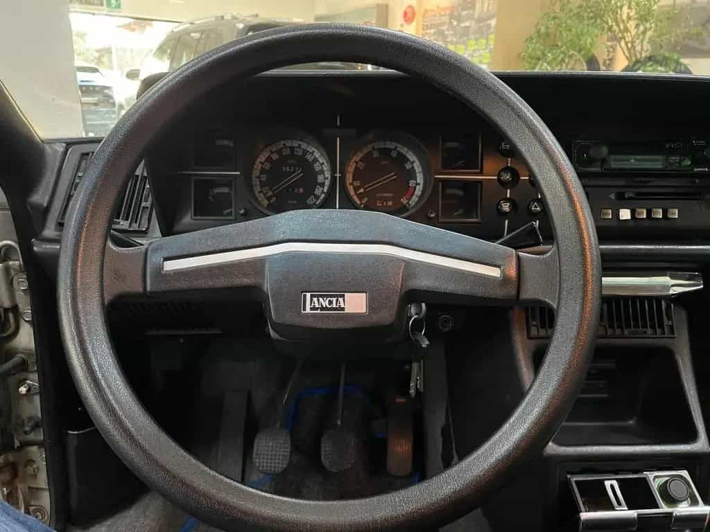Lancia Gamma 2.0 COUPE' PERFETTA DA AMATORE SOLI 06/1979-photo-10