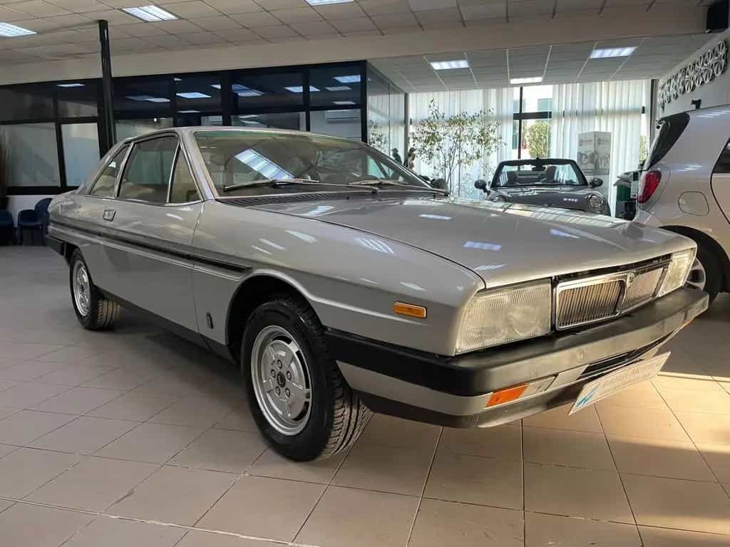 Lancia Gamma 2.0 COUPE' PERFETTA DA AMATORE SOLI 06/1979-photo-2