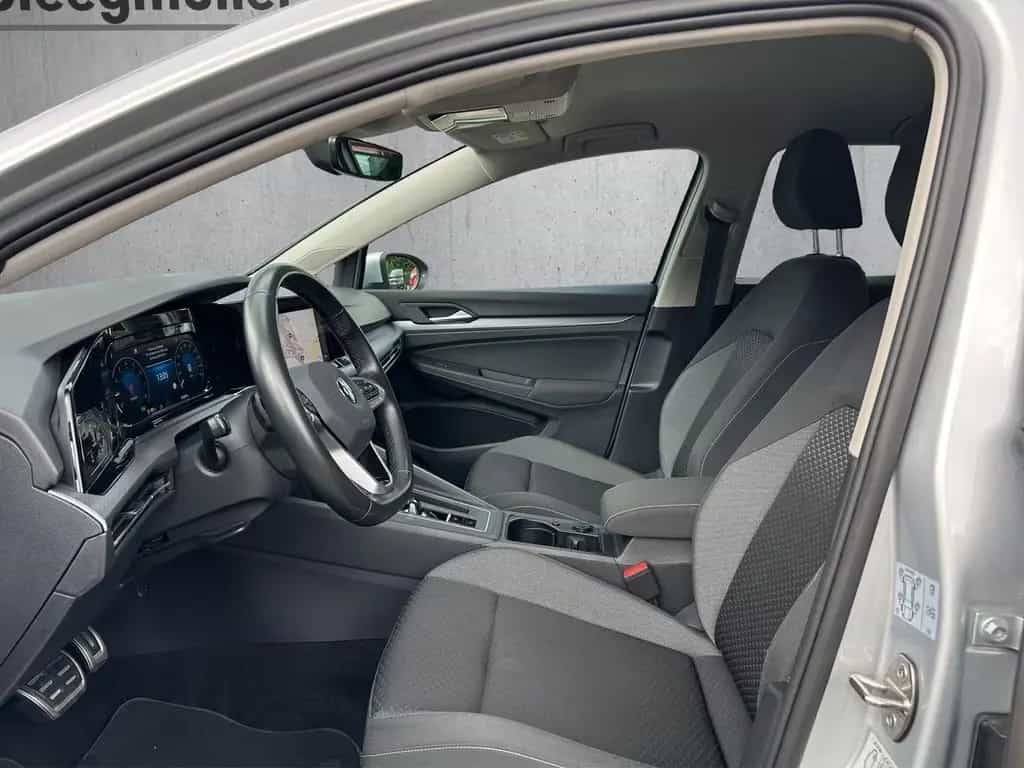Volkswagen Golf 1.5 eTSI DSG ACT Active 02/2022-photo-8