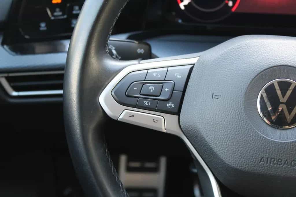 Volkswagen Golf VIII Lim. United*LED*Virtual Cockpit*Navi 06/2021-photo-14