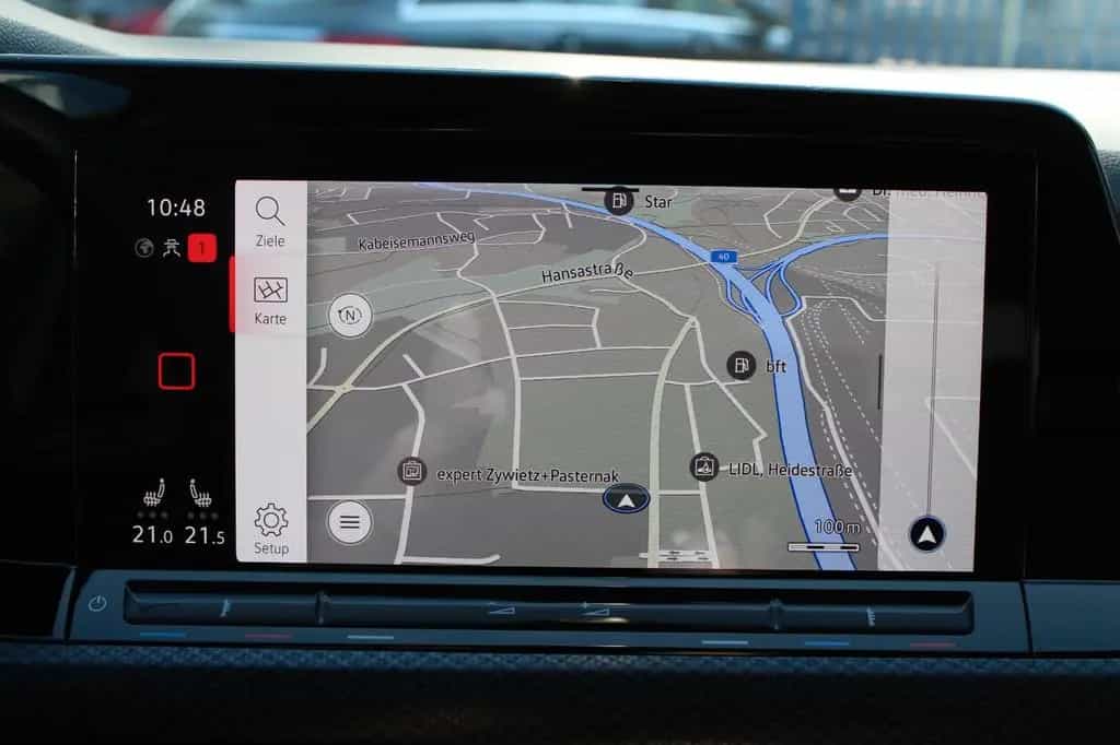 Volkswagen Golf VIII Lim. United*LED*Virtual Cockpit*Navi 06/2021-photo-19
