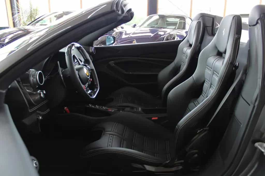 Ferrari F8 Spider*LIFT*RACING SEAT*CARBON*JBL* 05/2023-photo-10