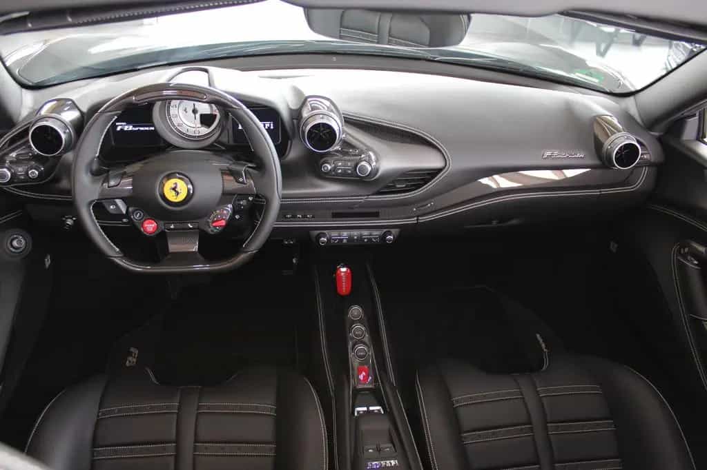 Ferrari F8 Spider*LIFT*RACING SEAT*CARBON*JBL* 05/2023-photo-12