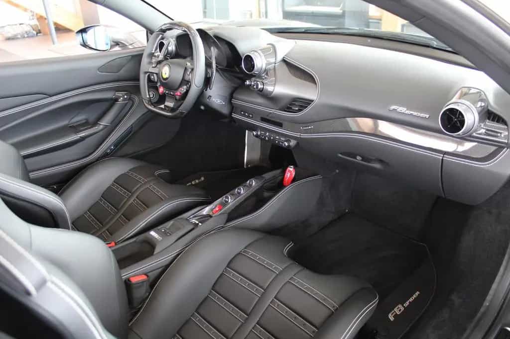 Ferrari F8 Spider*LIFT*RACING SEAT*CARBON*JBL* 05/2023-photo-14