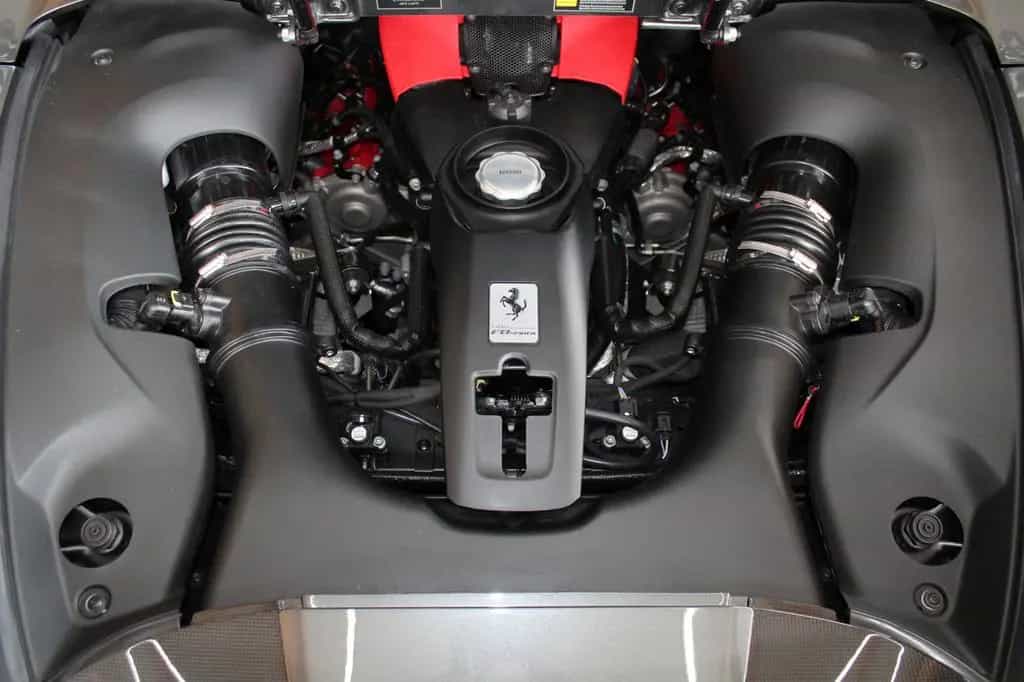 Ferrari F8 Spider*LIFT*RACING SEAT*CARBON*JBL* 05/2023-photo-16