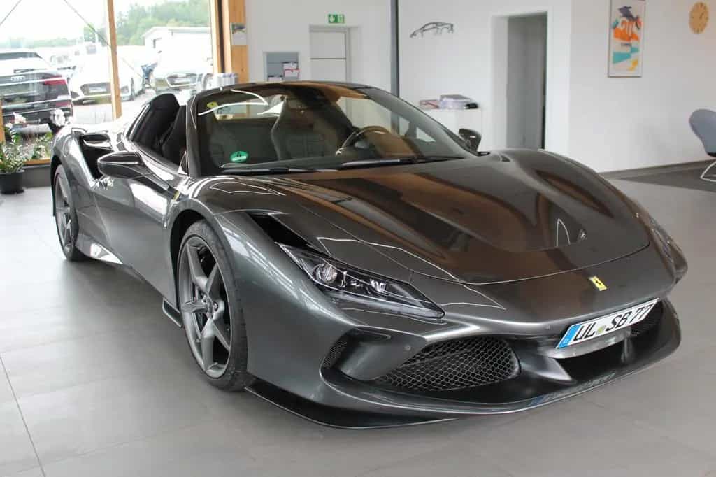 Ferrari F8 Spider*LIFT*RACING SEAT*CARBON*JBL* 05/2023-photo-2