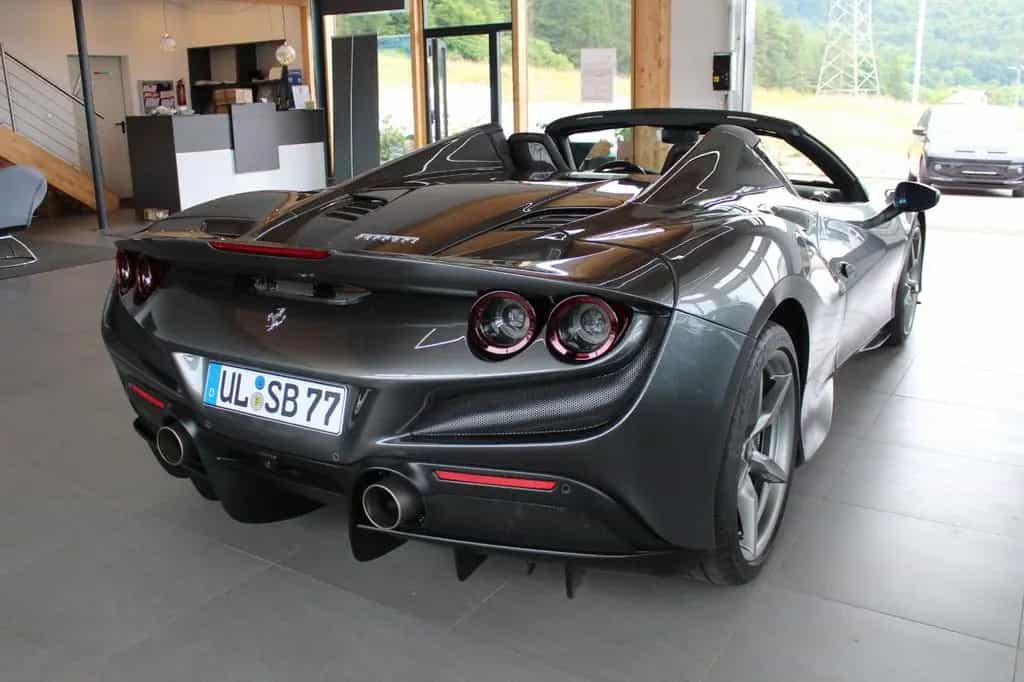 Ferrari F8 Spider*LIFT*RACING SEAT*CARBON*JBL* 05/2023-photo-3
