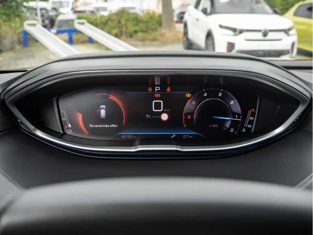 Peugeot 3008 1.5 Allure Pack BHDi EAT 8 KAMERA LED NAVI 06/2023-photo-19