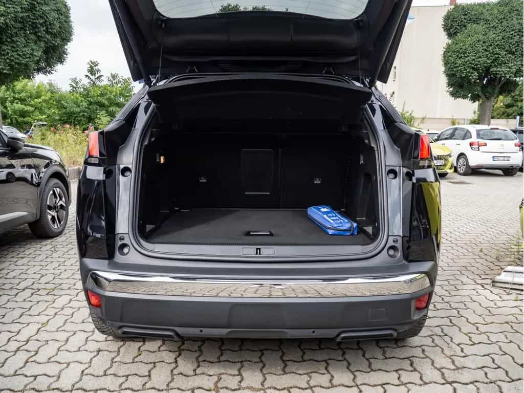 Peugeot 3008 1.5 Allure Pack BHDi EAT 8 KAMERA LED NAVI 06/2023-photo-4