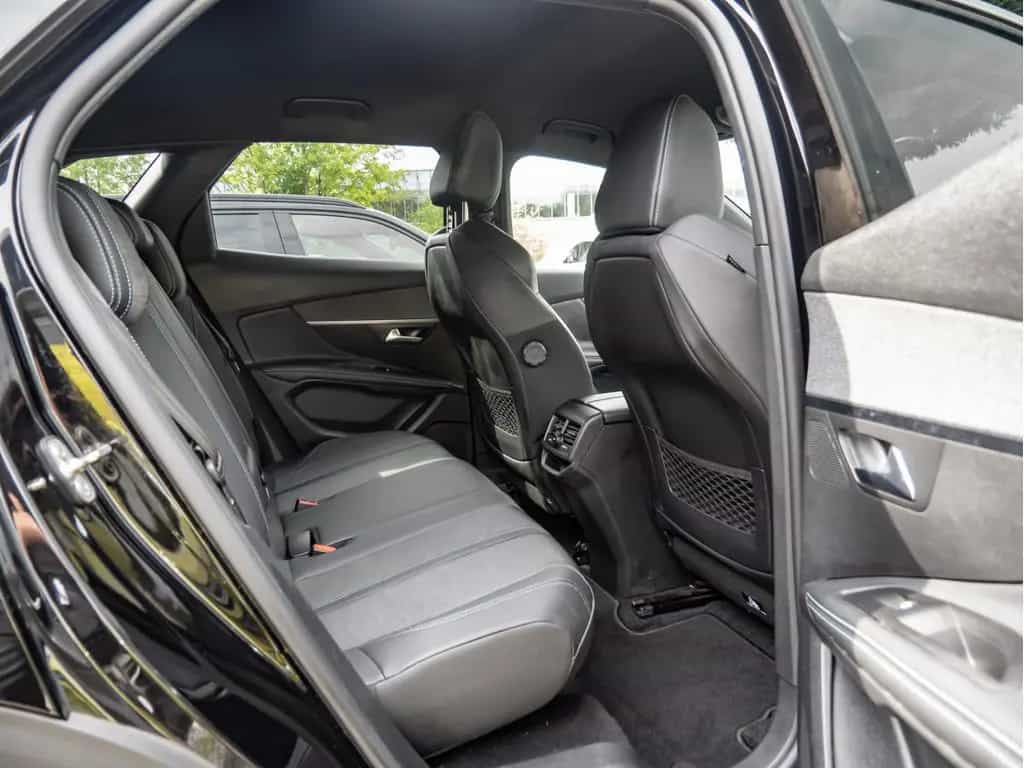 Peugeot 3008 1.5 Allure Pack BHDi EAT 8 KAMERA LED NAVI 06/2023-photo-8