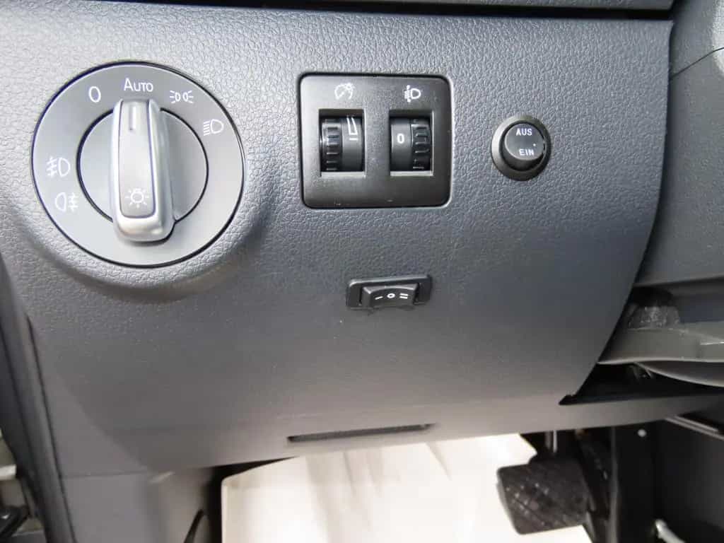 Volkswagen Caddy PKW Comf. BMT 1.4 TSI Dockingstation*Navi 09/2017-photo-32