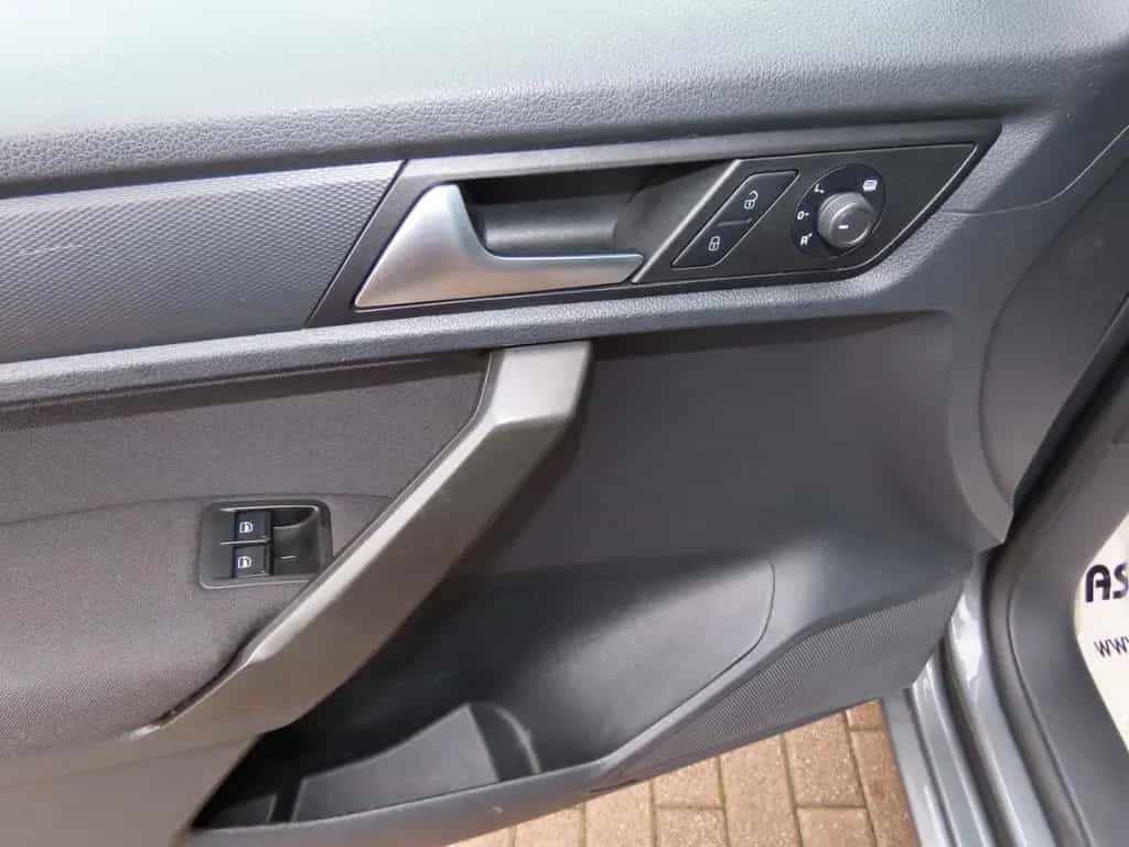 Volkswagen Caddy PKW Comf. BMT 1.4 TSI Dockingstation*Navi 09/2017-photo-33