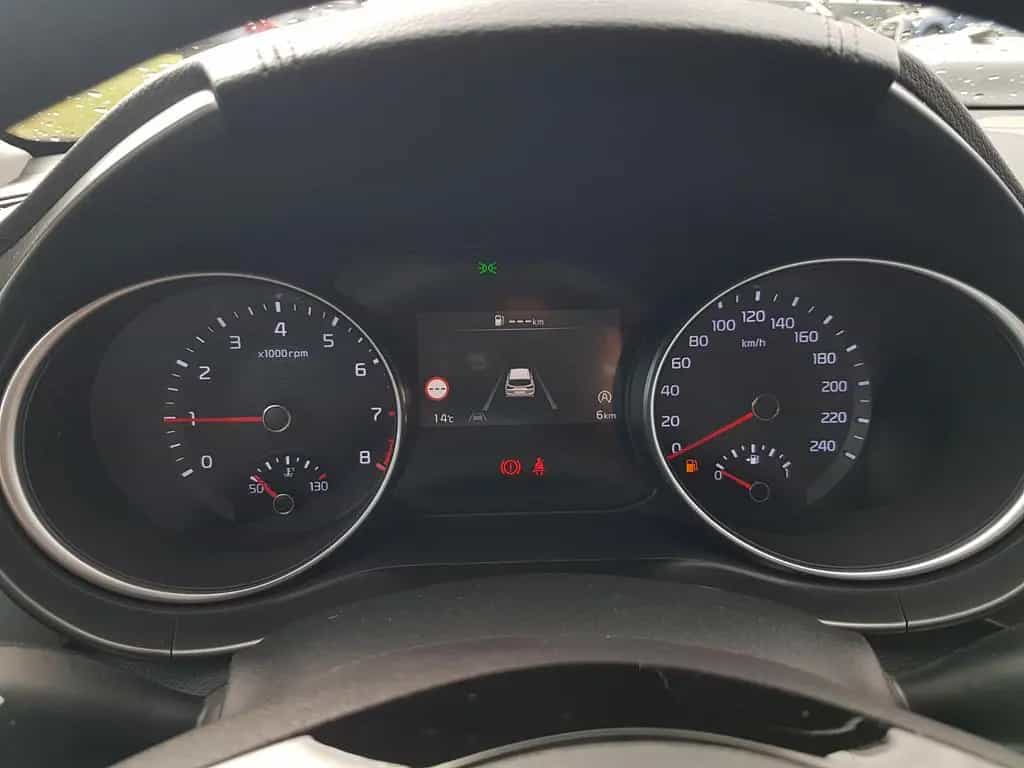 Kia Ceed SW 1.5 T-GDI NAVI CONNECT KLIMAAUT LED 06/2025-photo-14